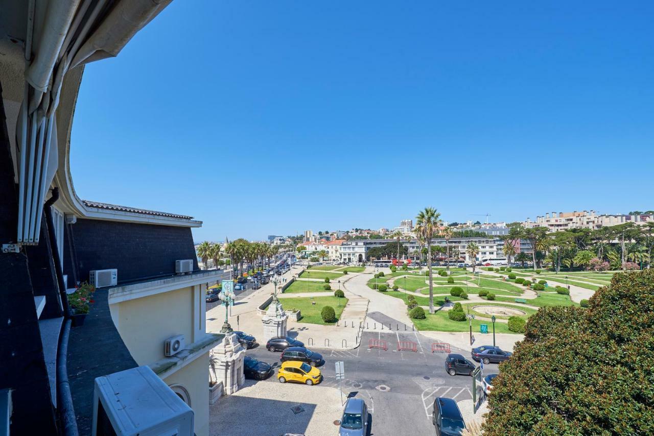 Beachfront Cascais,Estoril Apartment Luaran gambar
