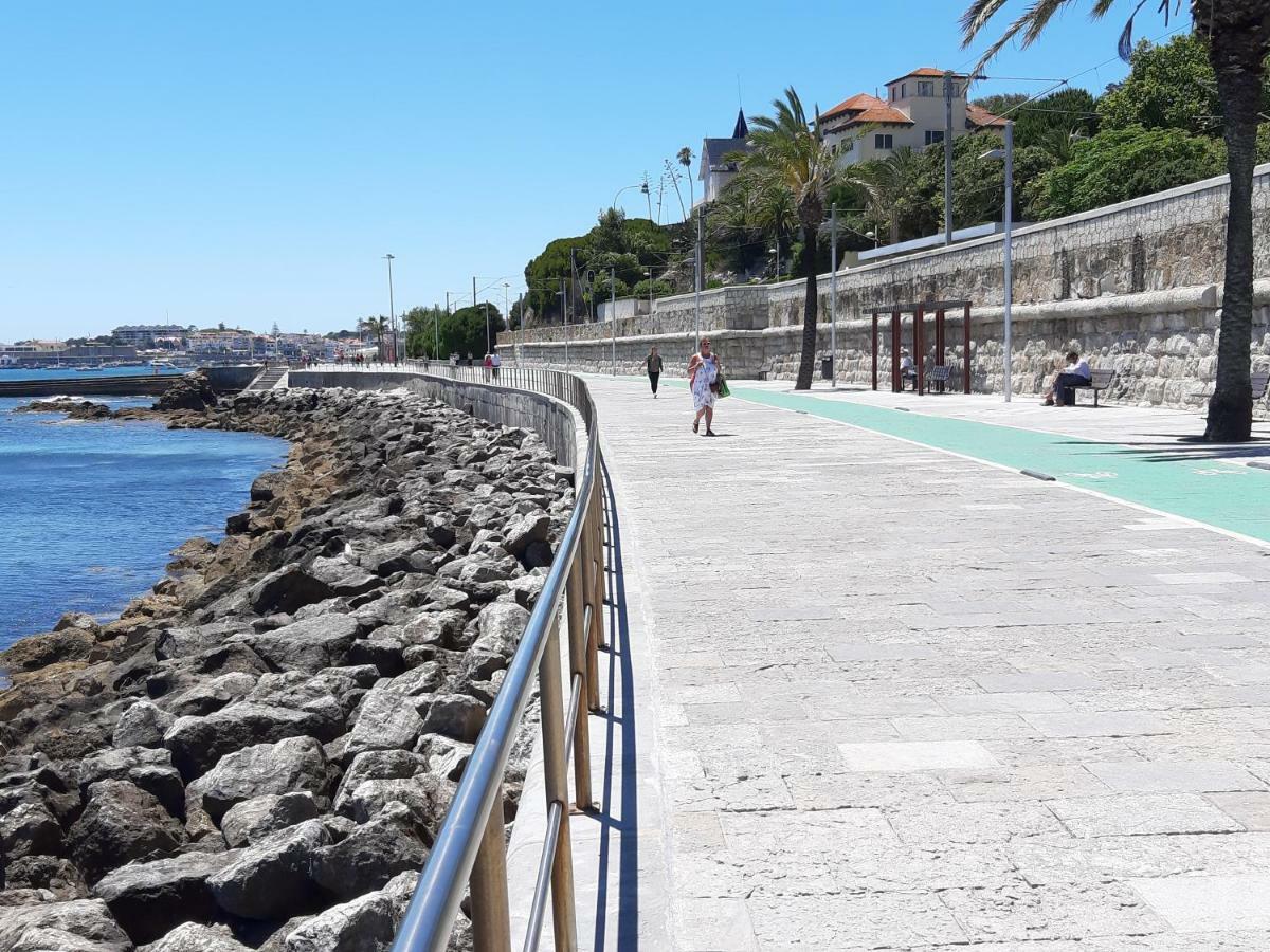 Beachfront Cascais,Estoril Apartment Luaran gambar